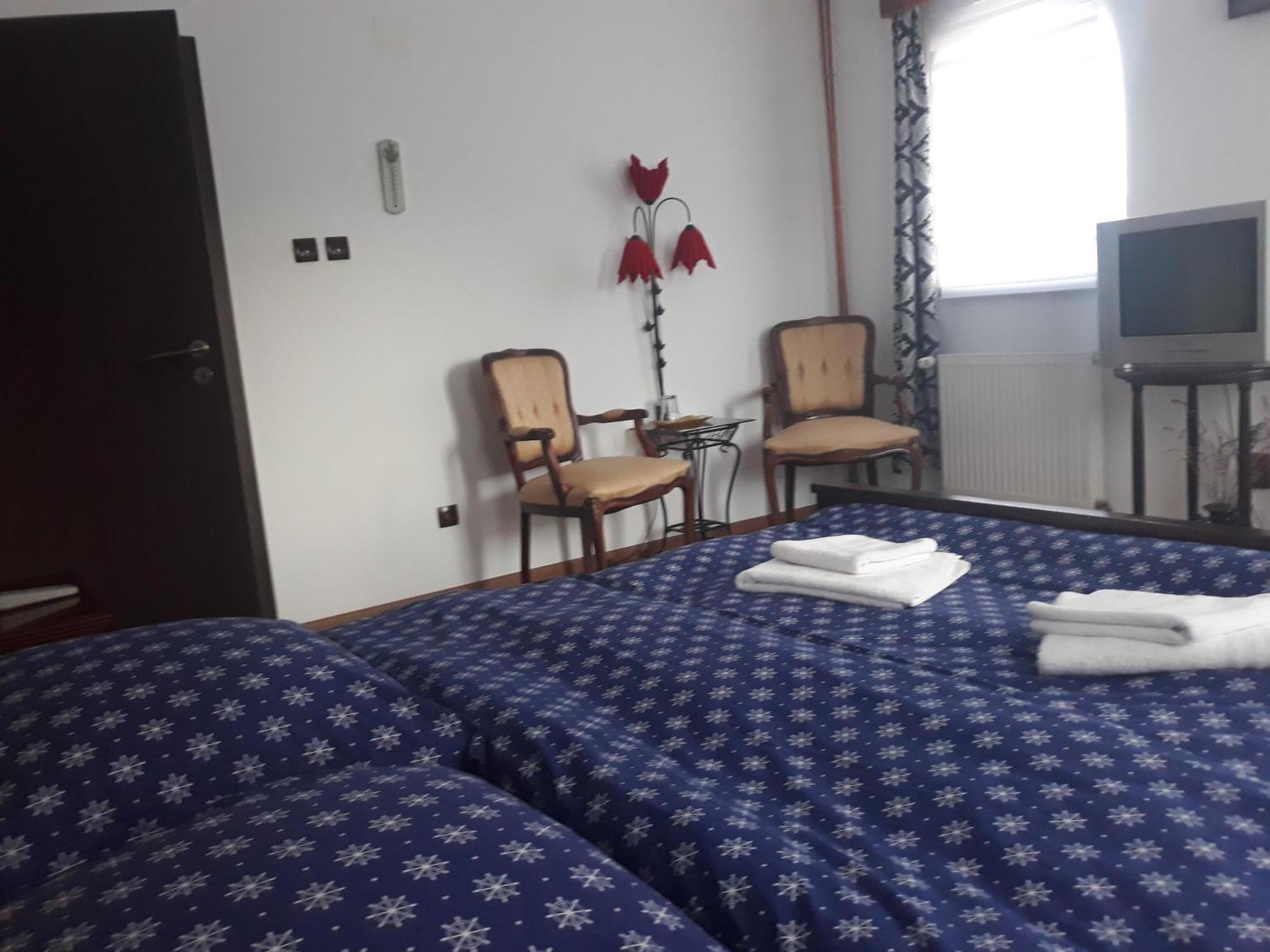 Vila Madudu Valenii de Munte Ngoại thất bức ảnh