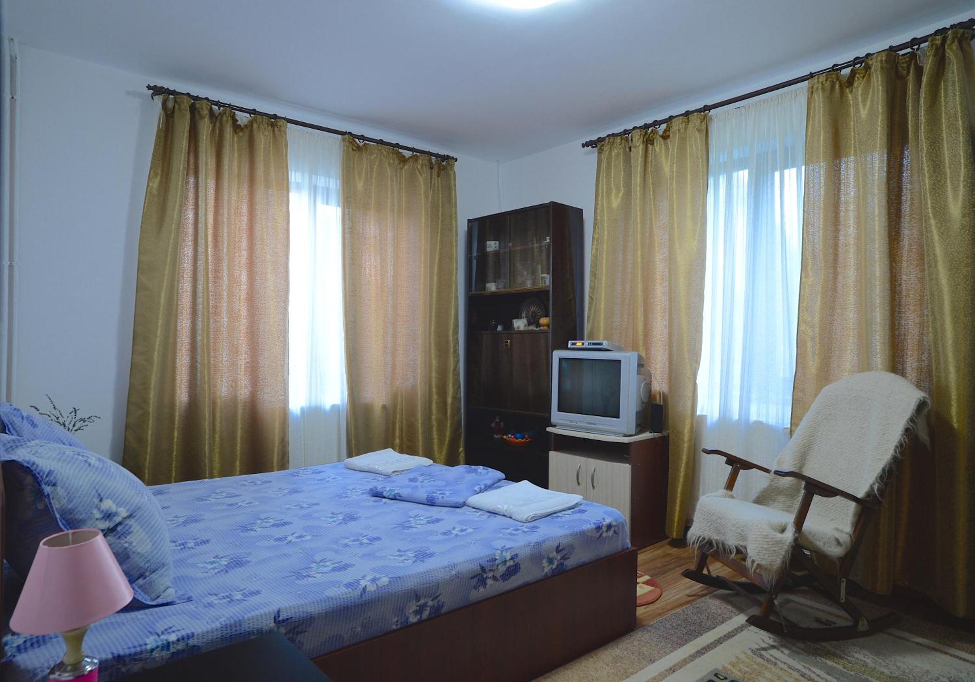 Vila Madudu Valenii de Munte Ngoại thất bức ảnh